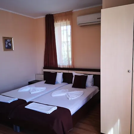 Respekt Guest House-3